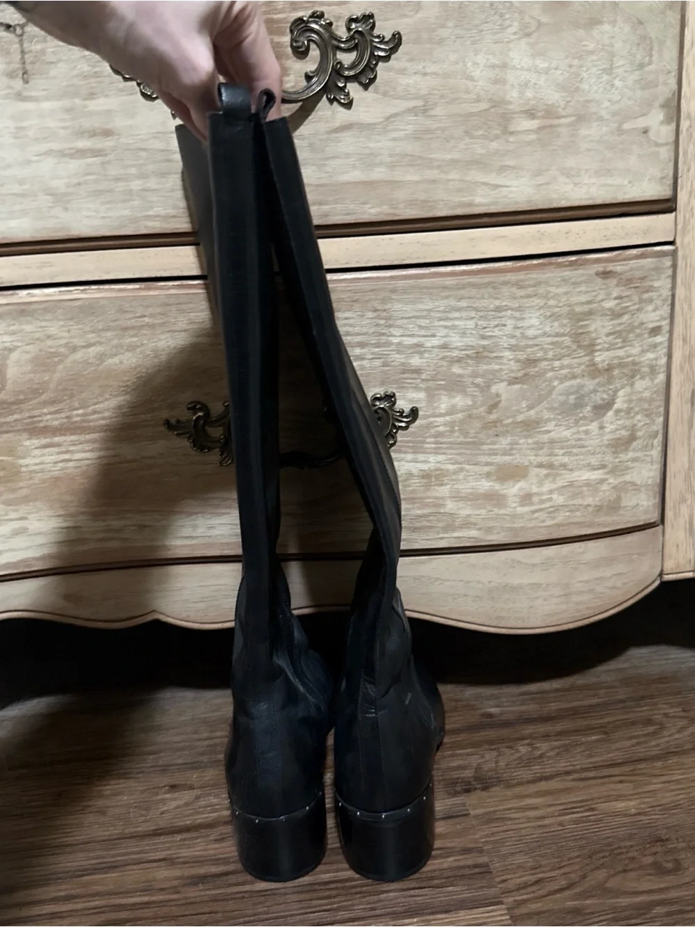 Black Knee-High Pointed Toe Women's Boots